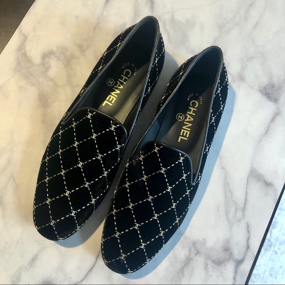 CHANEL Black Velvet Diamond Loafer / Moccasin NWOT - Picture 15 of 17